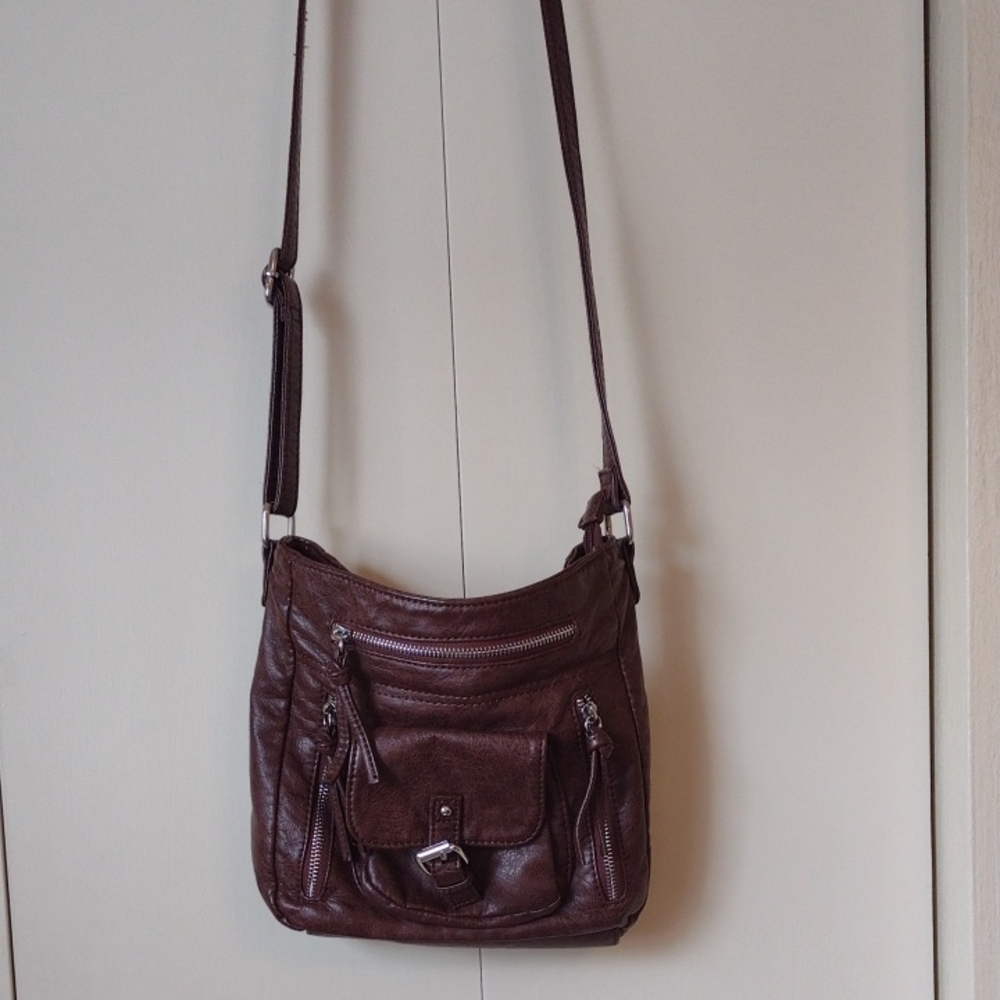 Elegant Brown Leather Crossbody Bag